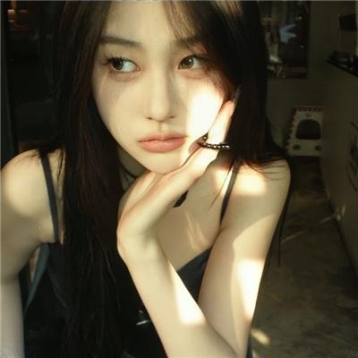 蜜蜂酿蜜